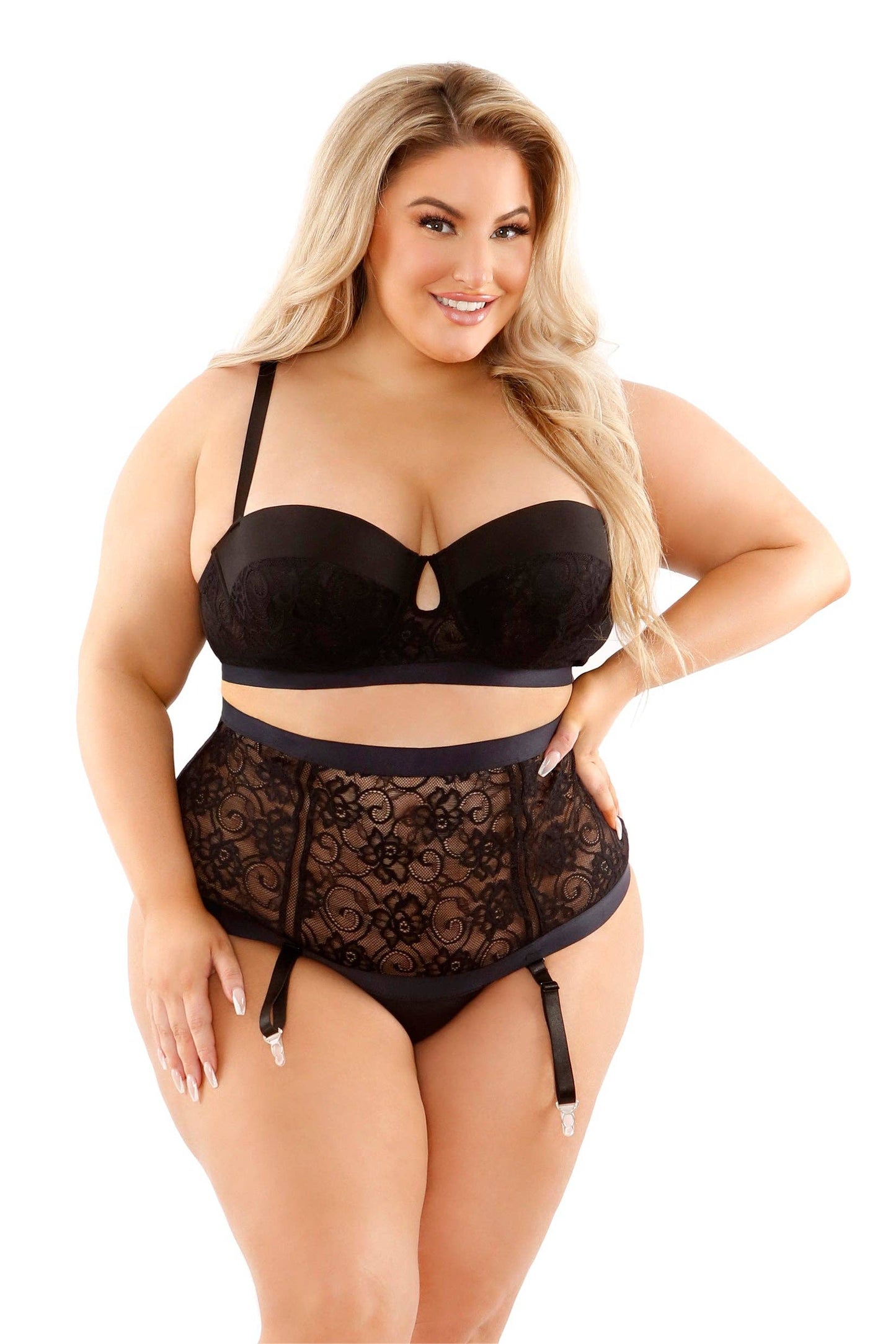 Chloe Keyhole Bra & Gartered High Waisted Panty