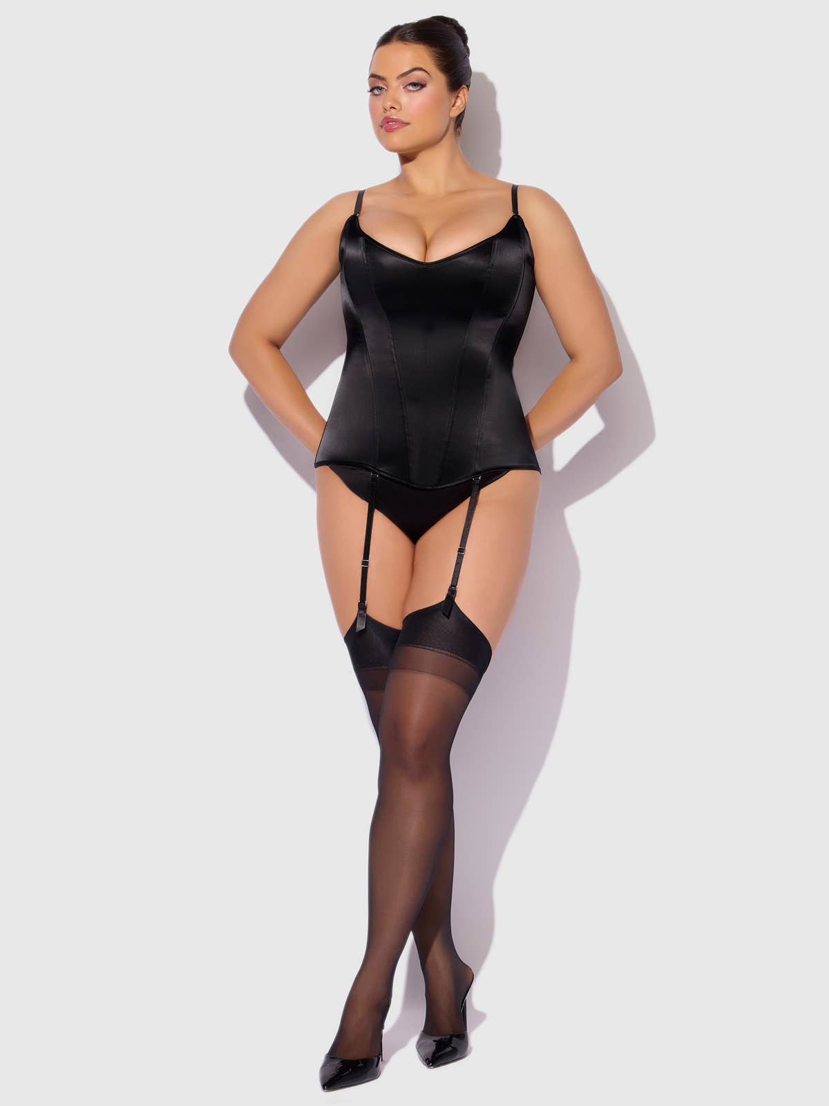 JULIET SATIN SCOOP NECK CORSET: BLACK