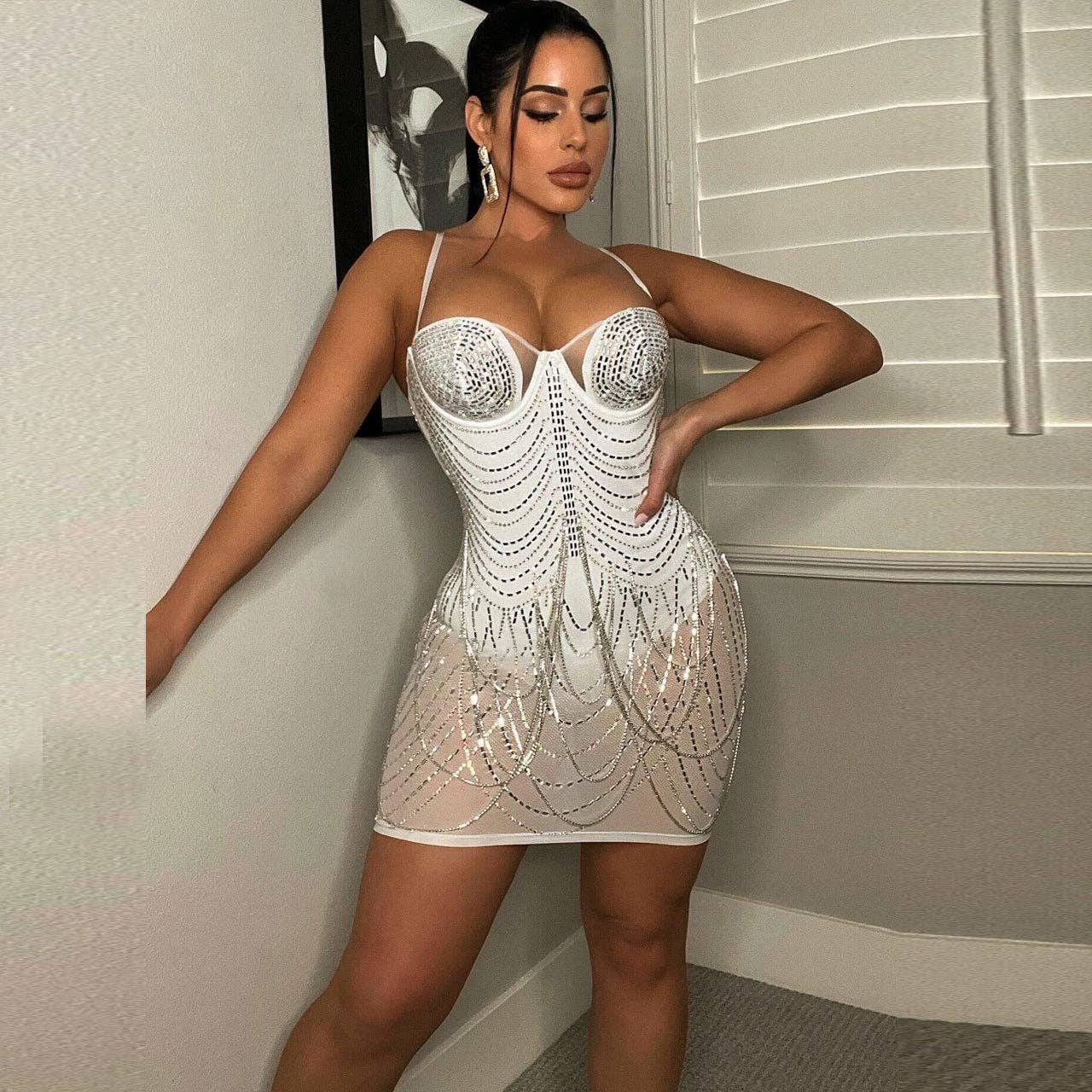 
                  
                    Sparkling Rhinestone Tassel Dress: Seductive Elegance for Alluring Nights: Apricot / 3XL
                  
                