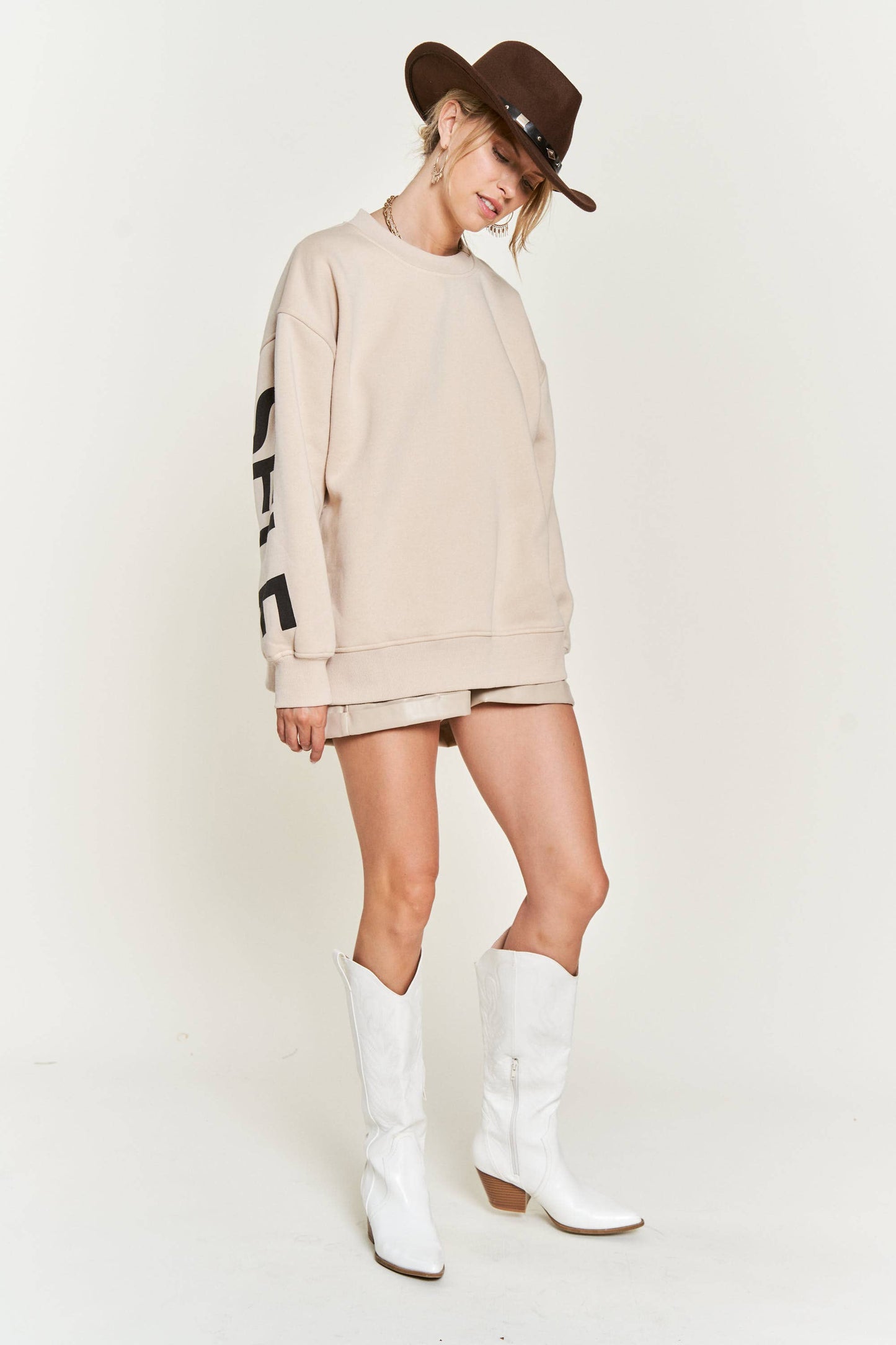 
                  
                    Be Yourself Love Yourself Printed Oversized Sweatshirt: BLACK / M
                  
                