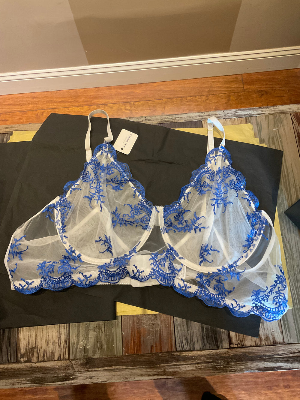 White & Blue Floral Mesh 2 PC 4xl
