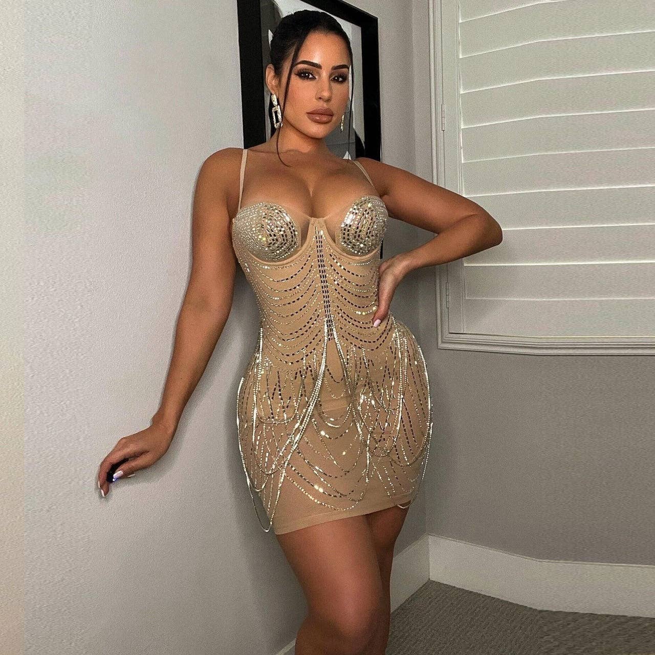 
                  
                    Sparkling Rhinestone Tassel Dress: Seductive Elegance for Alluring Nights: Apricot / 3XL
                  
                