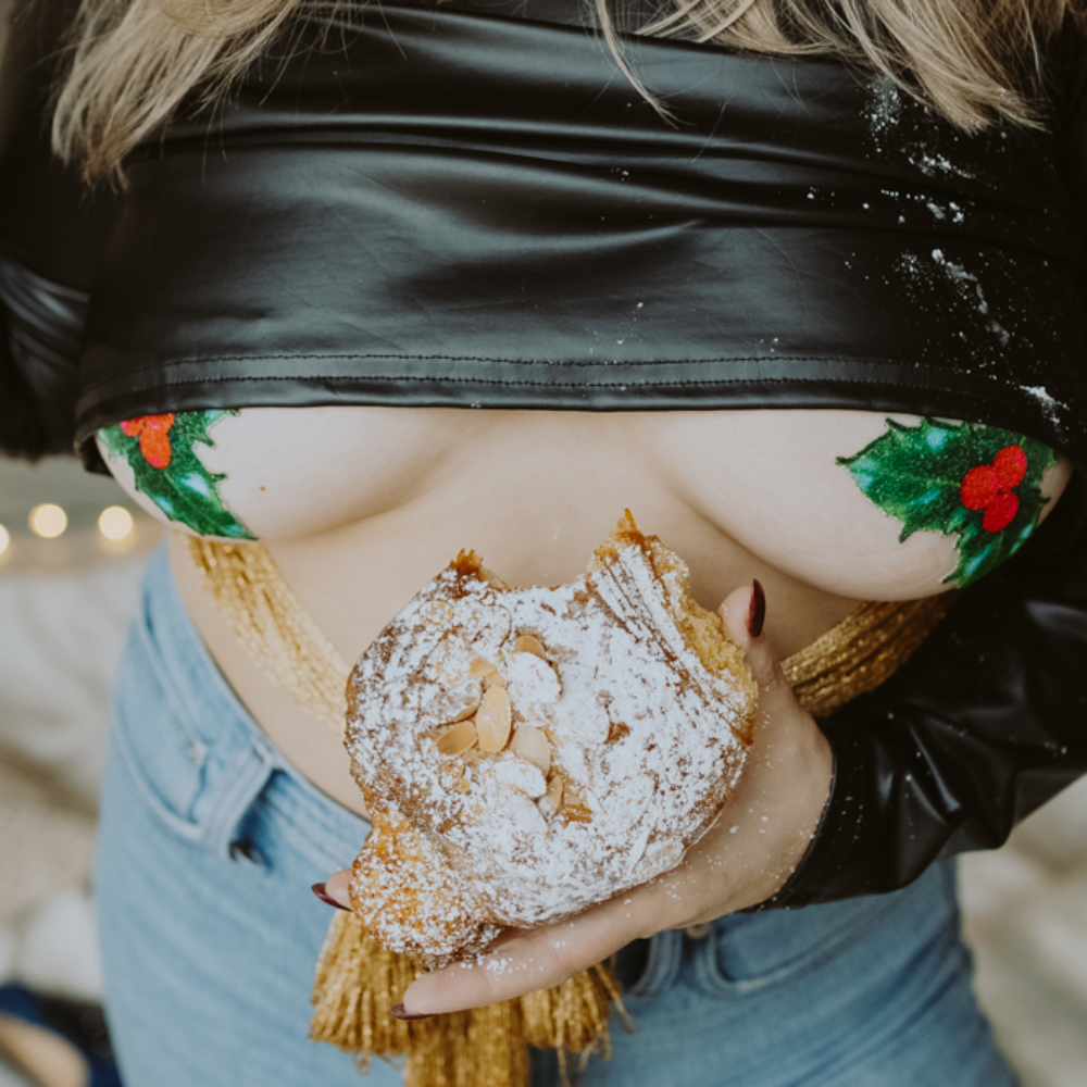 
                  
                    Christmas Winter Holly with Red Berries Nipple Pasties
                  
                