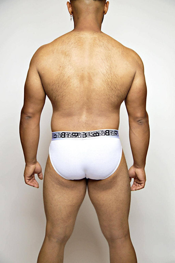 
                  
                    B Logo Classic Brief: XX-Large / White
                  
                